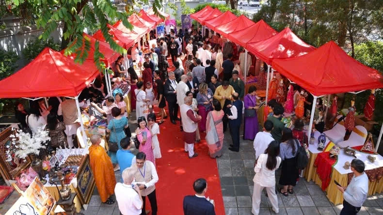 Hội Chợ Đa Văn Hóa